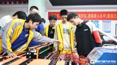 ������ѵѧУ