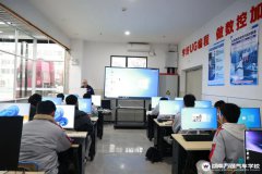 ������ѵѧУ